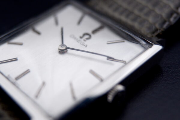 Omega De Ville carré 27.50 mm mécanique révisée – Image 8