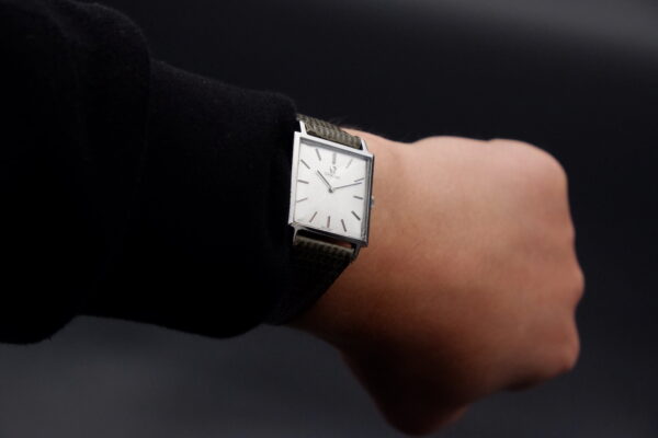 Omega De Ville carré 27.50 mm mécanique révisée – Image 2