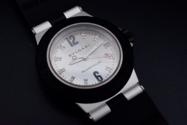 Bulgari Diagono Alu Nacre diamants