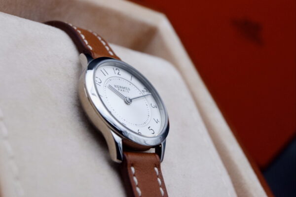 Hermès Slim 26 mm full set 2022 jamais porté – Image 2