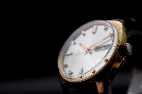 Yema Automatic jour date 1970 révisée – Image 6