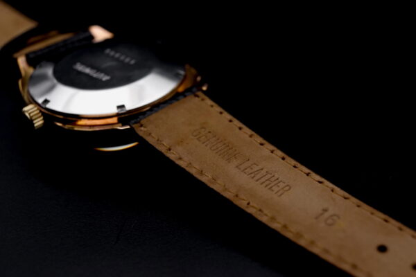 Yema Automatic jour date 1970 révisée – Image 9
