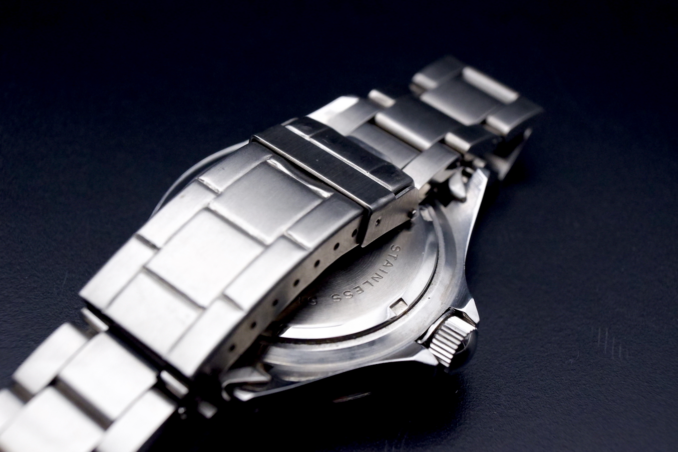 Yema Superman 2 cadran dial noir NOS Vers 1990 – Image 4