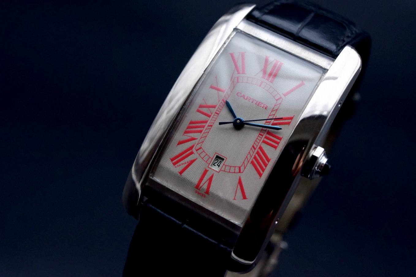 Cartier Tank Americaine révisée, chiffres romains rouges full set – Image 2
