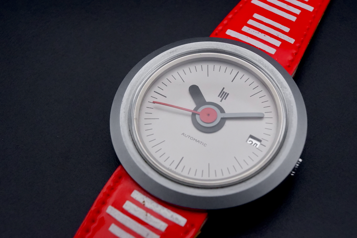 Lip Galaxy Par Rudy Meyer Nos avec son bracelet Lip d'époque – Image 2