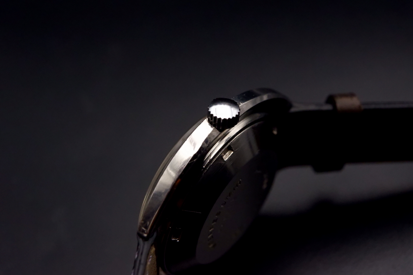 Lip Automatic date Révisée – Image 5