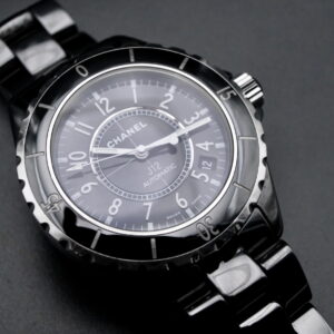 Chanel J12 Révisée TBE
